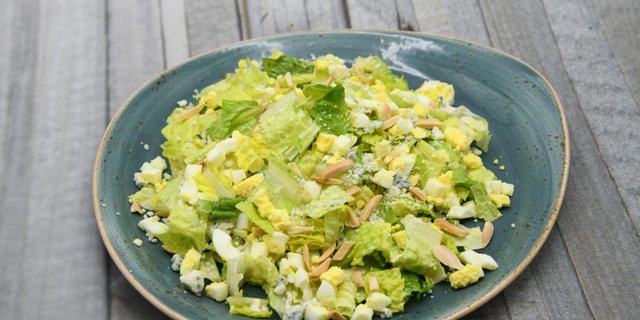 Blue Cheese Salad