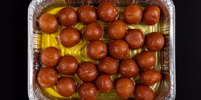 Gulab Jamun Tray