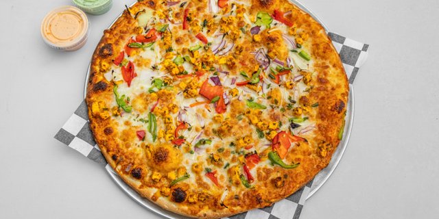 Paneer Tikka Masala Pizza