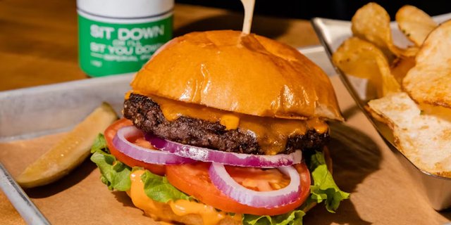 737 Burger