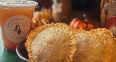 Empanada Lady Cafe