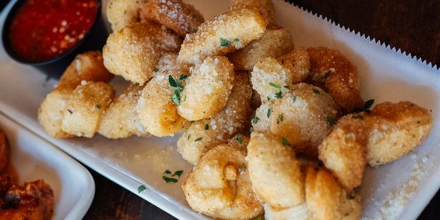 Garlic Knots