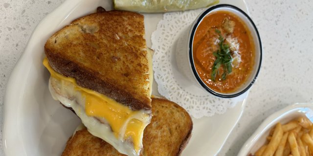 Grilled Cheese & Tomato Soup