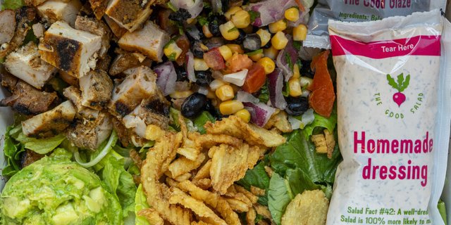 Blazing Bird Boxed Salad