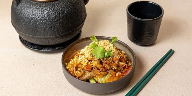 Beef Tendon & Shank In Chili Oil Half Tray