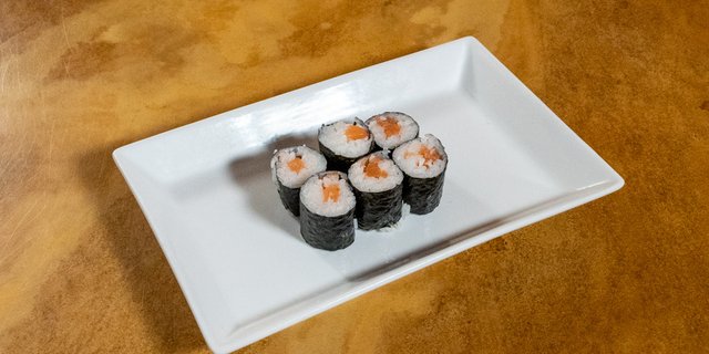 Sake Maki (Salmon Roll)