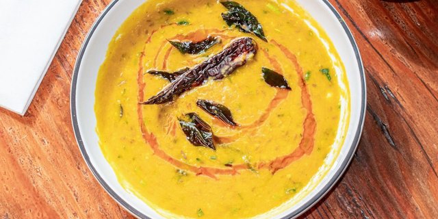 Dal Tadka, Spinach And Tomato