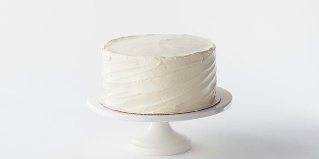 Red Velvet Cake w/ Whipped Vanilla Icing