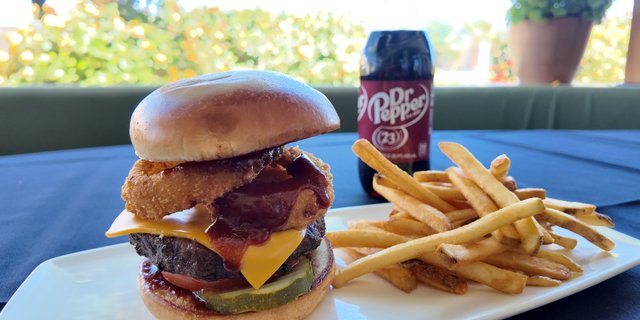 Supreme BBQ Burger