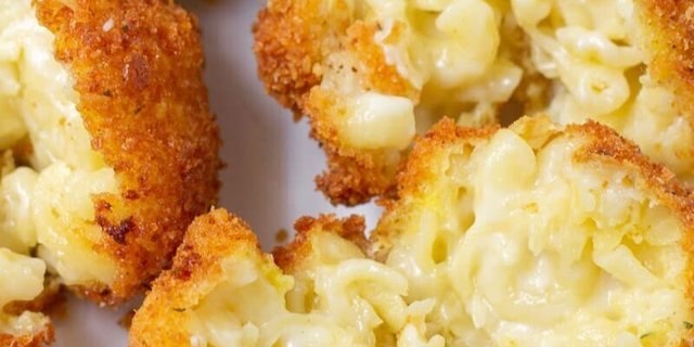 Mac & Cheese Poppers