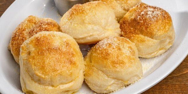 Garlic Knots