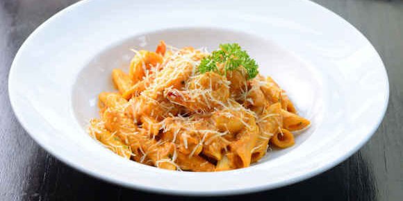 Rigatoni alla Vodka w/ Chicken