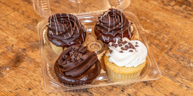 Dozen Centerfilled Cupcakes