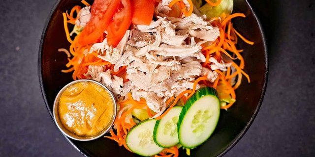 Chicken Peanut Sauce Salad Tray