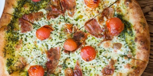 Pesto Pizza