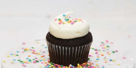 Vanilla on Chocolate Cupcake