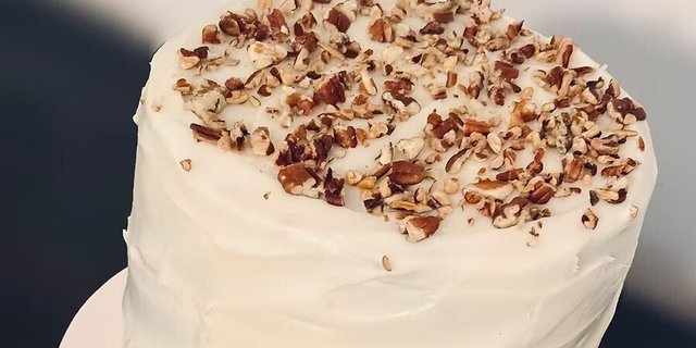 Hummingbird Cake