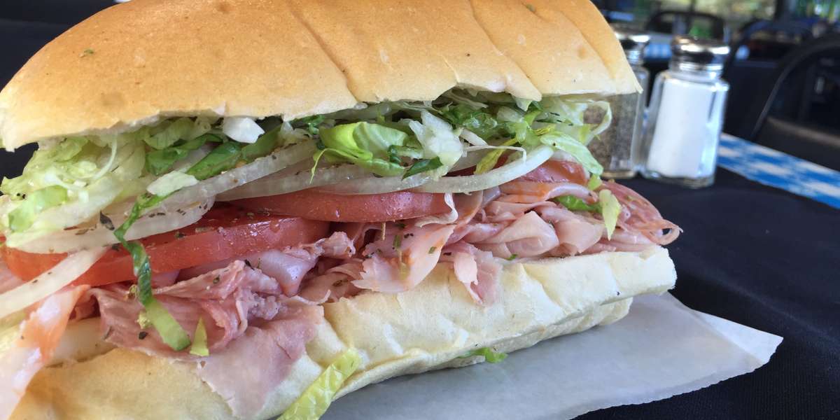 Lou's Giant Subs