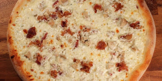 Chicken Bacon Ranch Pizza