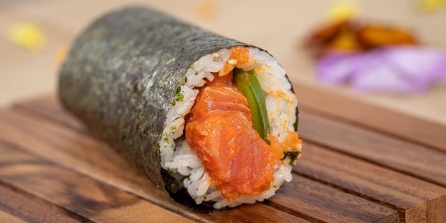 Spicy Tuna Hand Roll