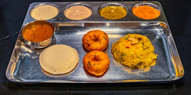 Idly Vada