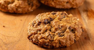 Crumbly Cafe & Bakery