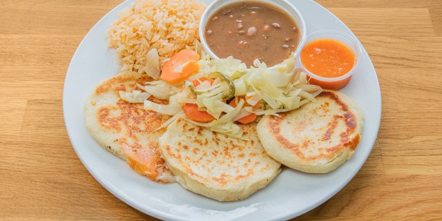 Cheese Pupusas Plate