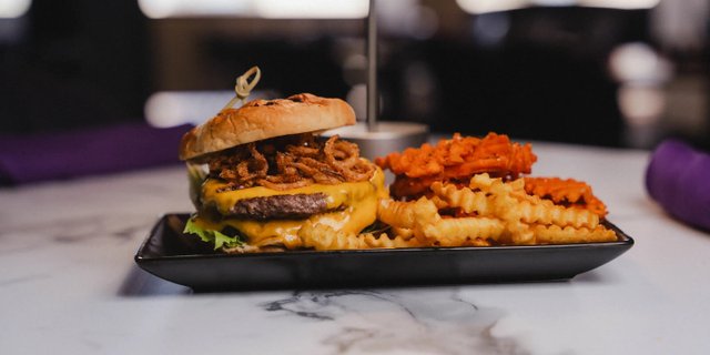 Black Mamba Smash Burger