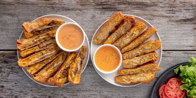 Philly Egg Roll Platter
