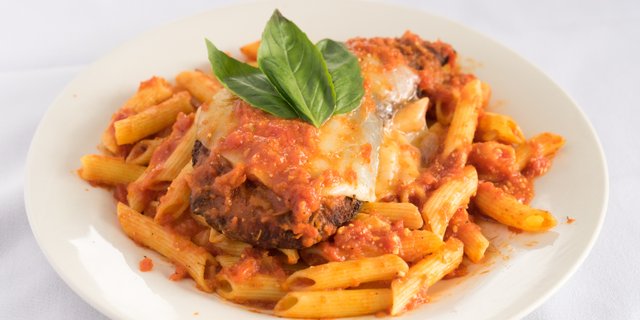 Chicken Parmesan w/ Penne Pasta