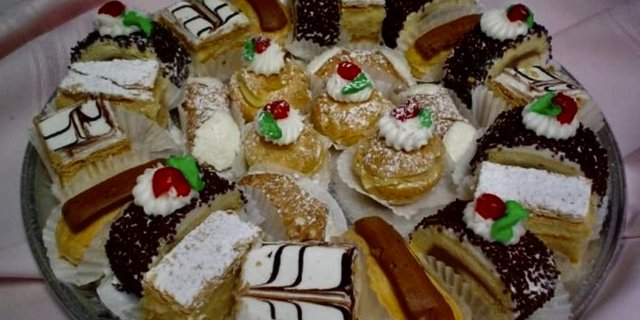 Miniature Pastry Tray
