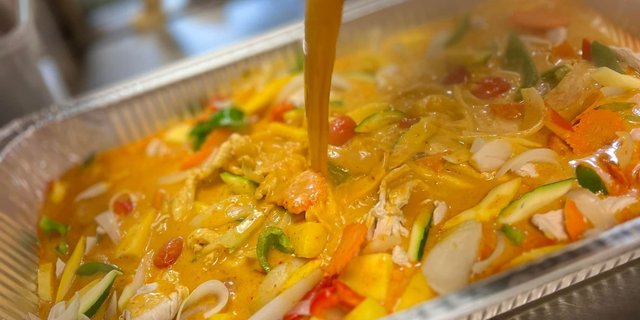 Mango Curry Tray