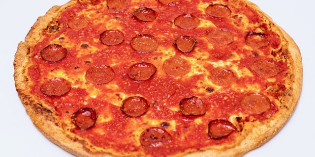 Lander Thin-Crust Cheese Pizza