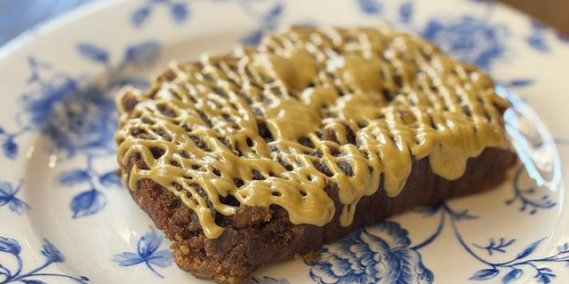 Organic Pistachio Bread