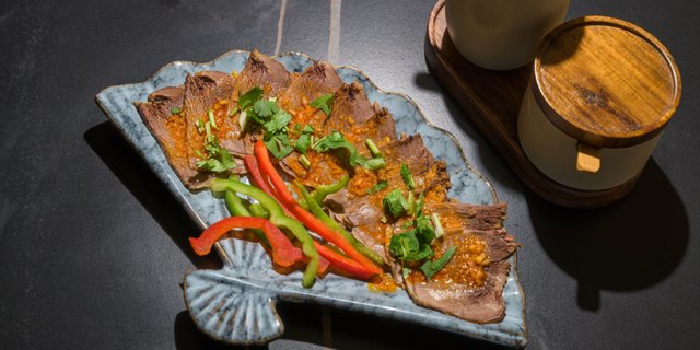 Chilled Five-Spice Beef Slices