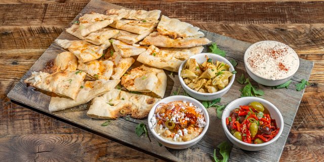 Mixed Mezze Board