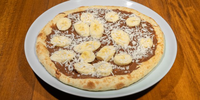 Nutella Banana Coconut Pie