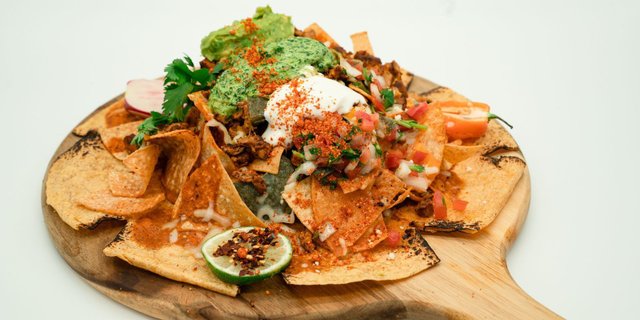 Nachos w/ Meat