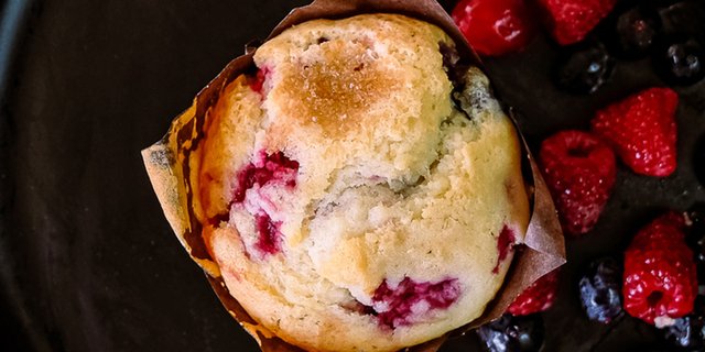 Mixed Berry Vegan Muffins