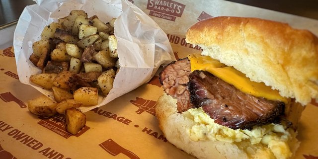 Breakfast Biscuit Combo