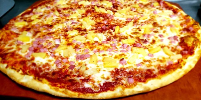 12" Gluten-Free Hawaiian Pizza