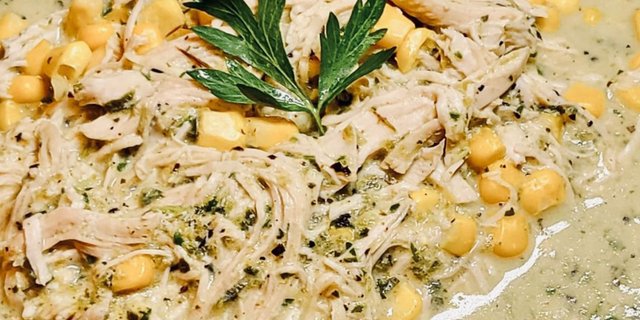 Chicken in Poblano Sauce