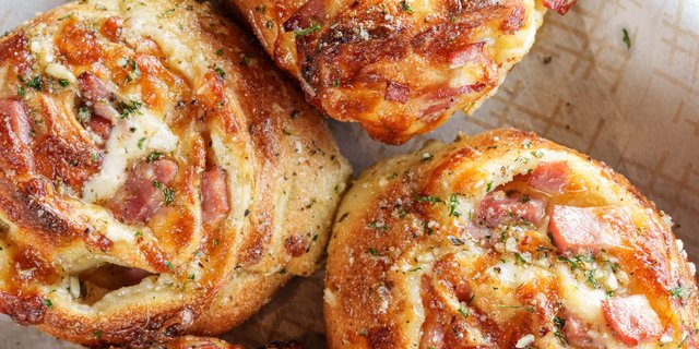 Ham & Cheese Pinwheels
