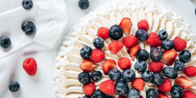 Pavlova Pastry