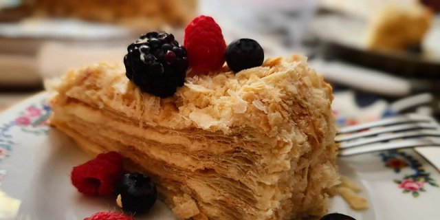 Napoleon Cake