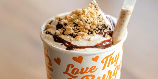 PB Cup Shake