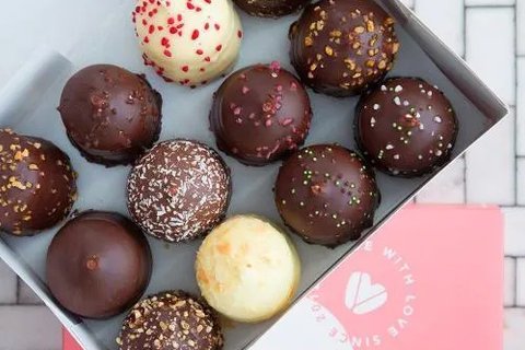 Cremebello Box of 12