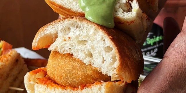 Vada Pav