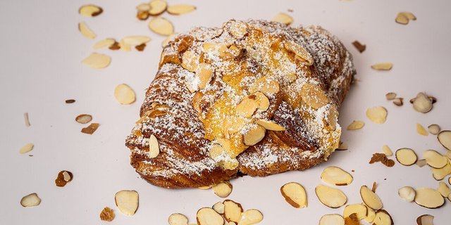 Almond Croissant
