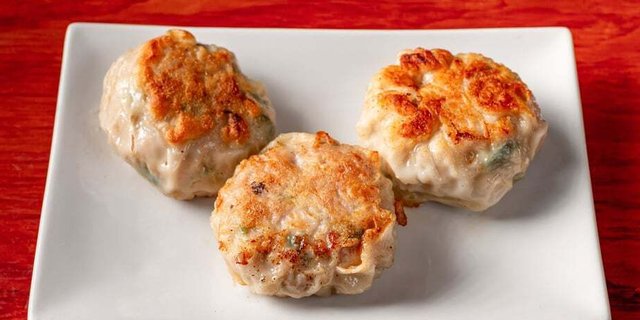 Pork & Spinach Potsticker